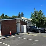 Eden Lodge