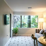Emerald Inn On Takapuna Beach