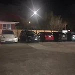 Ali Motel