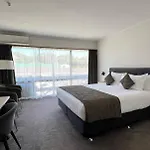 Alpers Lodge & Conference Centre