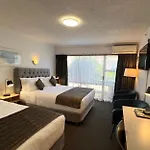 Alpers Lodge & Conference Centre