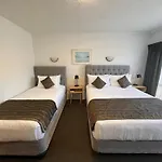 Alpers Lodge & Conference Centre