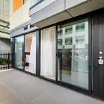 Spacious Mount Eden Apartment