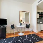 Kiwiana Suite - Newly Refurbished - Rooftop Pool