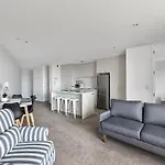 Beautiful Sky Tower View Home Near K\' Road W/ Free Parking