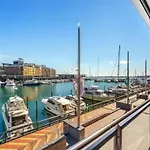 Lovely View Apartment - Free Parking, Pool And Gym