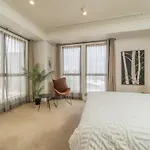 Spacious Room - Free Parking Gym And Pool Access