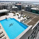 Stylish Studio With Pool And Gym