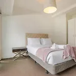 Bright & Modern Auckland Cbd Apartment
