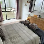 Cozy Apartment On Shalimar