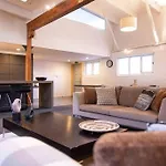 True New York Style Newmarket Loft Apartment