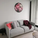 Union Building, Studio Apt