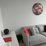 Union Building, Studio Apt