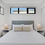 Brand New Family Home 7Km From Airport