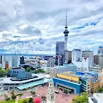 Amazing Skytower View 2 Bedroom 2 Bathroom Apartment