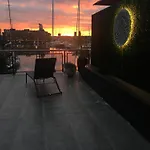 Auckland Viaduct\'S Big Balcony Breathtaking Views!