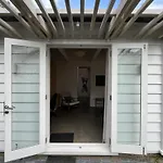 Stylish Eden Park Studio