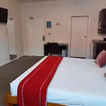 At Eden Park Motel