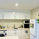 Cozy Home In Central Millwater