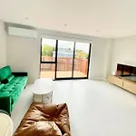 Townhouse In New Lynn