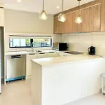 Townhouse In New Lynn