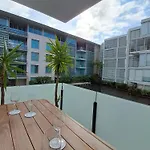 Pool-Bikes-Escooter! 2Bed Central