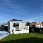 Eden St Lukes Cozy Accommodation