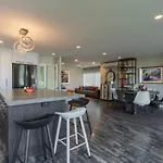 Waterfront Townhouse Retreat