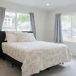 Luxury New 2 Bedroom Apt