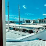 New Waterfront Penthouse On Princes Wharf With Harbor View! The Heart Of Auckland City! Free Parking!