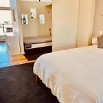 New Waterfront Penthouse On Princes Wharf With Harbor View! The Heart Of Auckland City! Free Parking!