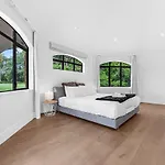The Luxe Retreat