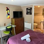 Palm Studio - Private Cozy Oasis