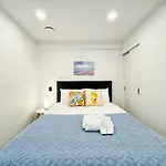 Central Location Cozy Studio With Pool Gym & Sauna Nearby Skytower