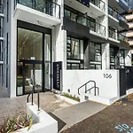 Beautiful Designed Auckland Cbd Studio Apartment - Pool Sauna Gym