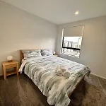 Edge West Home At Handy Location