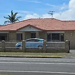 Favona Airport Accomodation