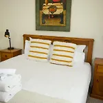 Beautiful And Bright Studio Apartment Botany Downs