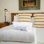 Beautiful And Bright Studio Apartment Botany Downs