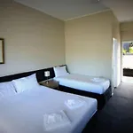 Motel 80