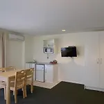Royal Park Lodge