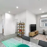 3Br Home W Ample Parking 10 Min To Auckland Cbd