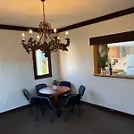 Cheap Guesthouse In New Lynn