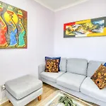 Ellerslie Modern 2Br-15 Min To Cbd
