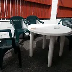 Airport Skyway Lodge