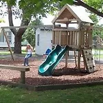 Manukau Top 10 Holiday Park