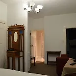 Parnell City Lodge