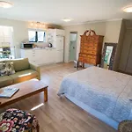 Terry And Cindy\'S Bed And Breakfast