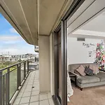 Qv High-Floor Apartment With Facilities - 445