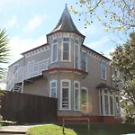Haka Lodge Ponsonby